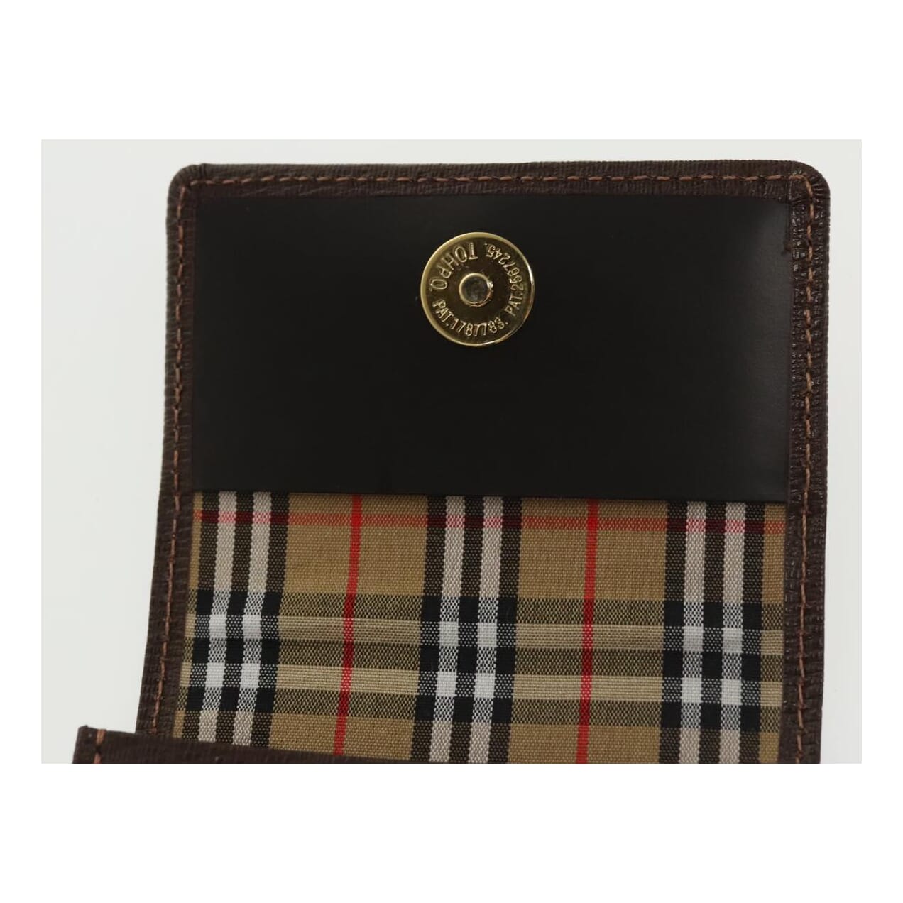 Burberry Brown Leather Clutch Bag (Pre-Owned)