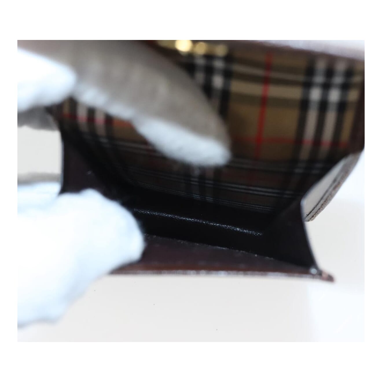 Burberry Brown Leather Clutch Bag (Pre-Owned)