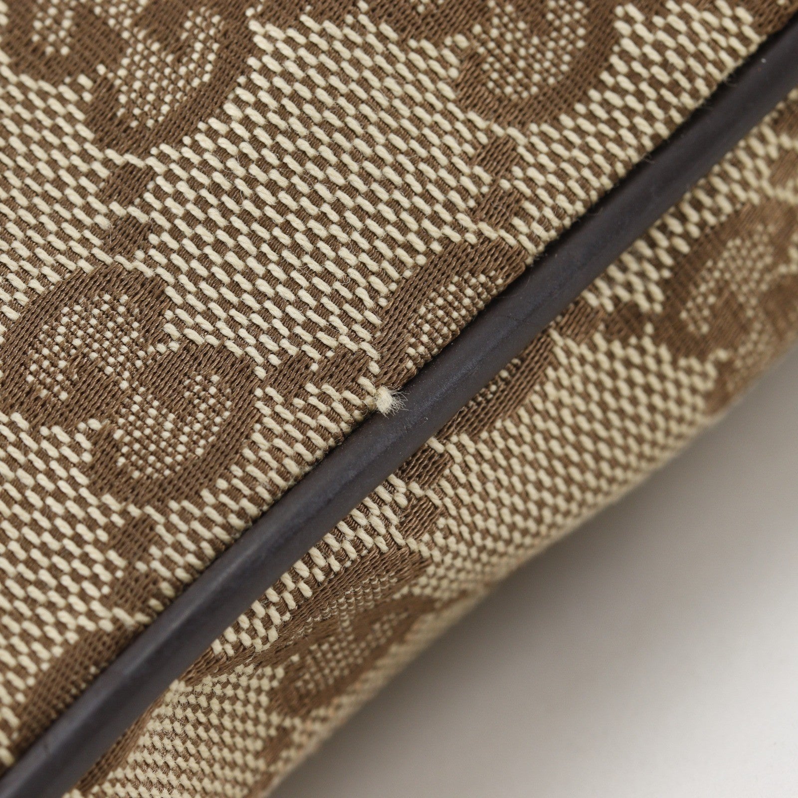 Gucci Web Strap Zip Messenger Gg Canvas And Leather Brown Canvas Shoulder Bag Bag (Pre-Owned)