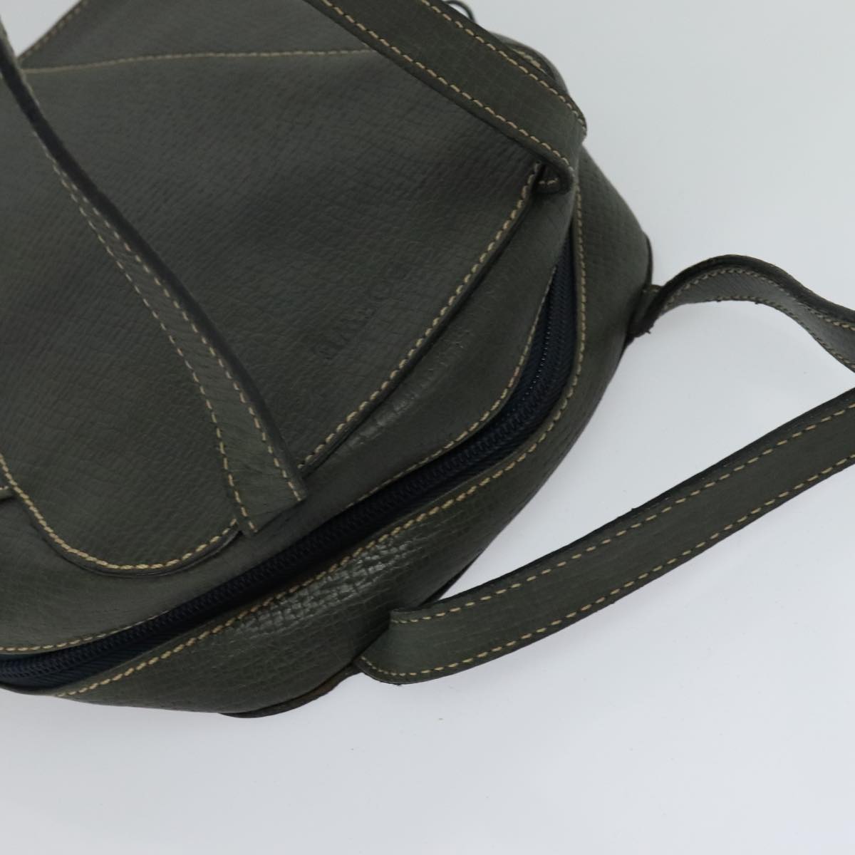 Loewe Khaki Leather Shoulder Bag (Pre-Owned)
