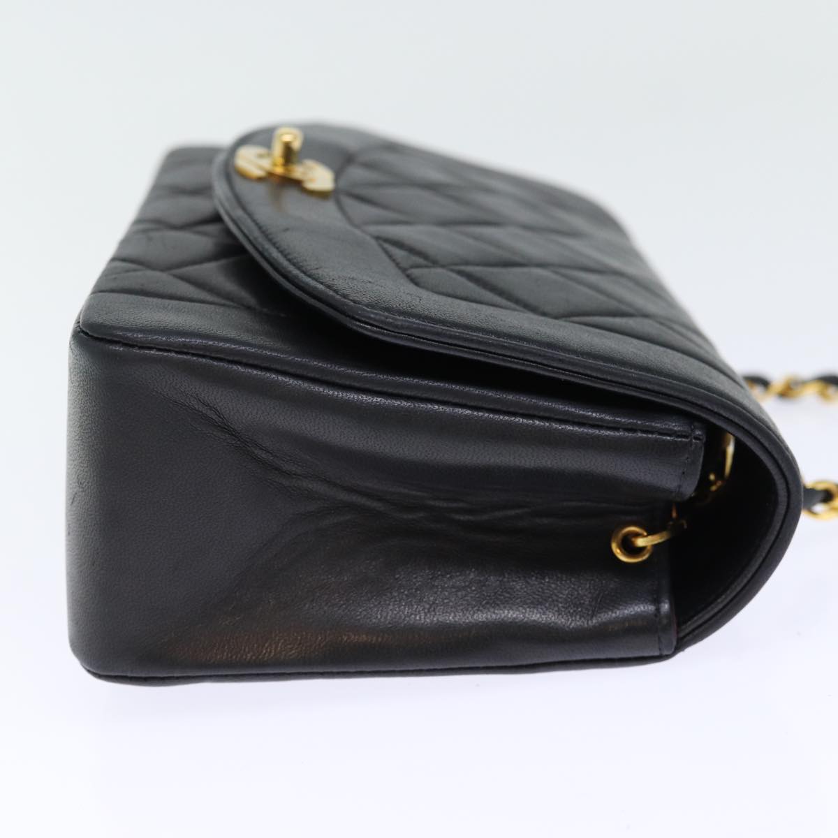 Chanel Diana Black Leather Shoulder Bag (Pre-Owned)