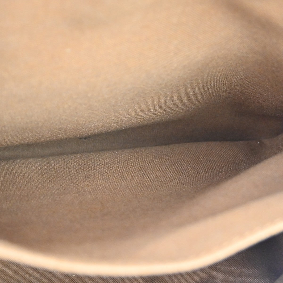 Louis Vuitton Saumur Monogram Canvas Brown Canvas Handbag (Pre-Owned)