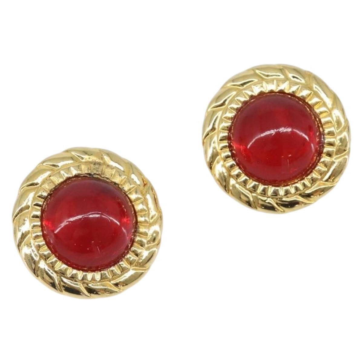 Chanel Vintage Round Clip-On Metal Gold Metal Earrings Jewelry (Pre-Owned)