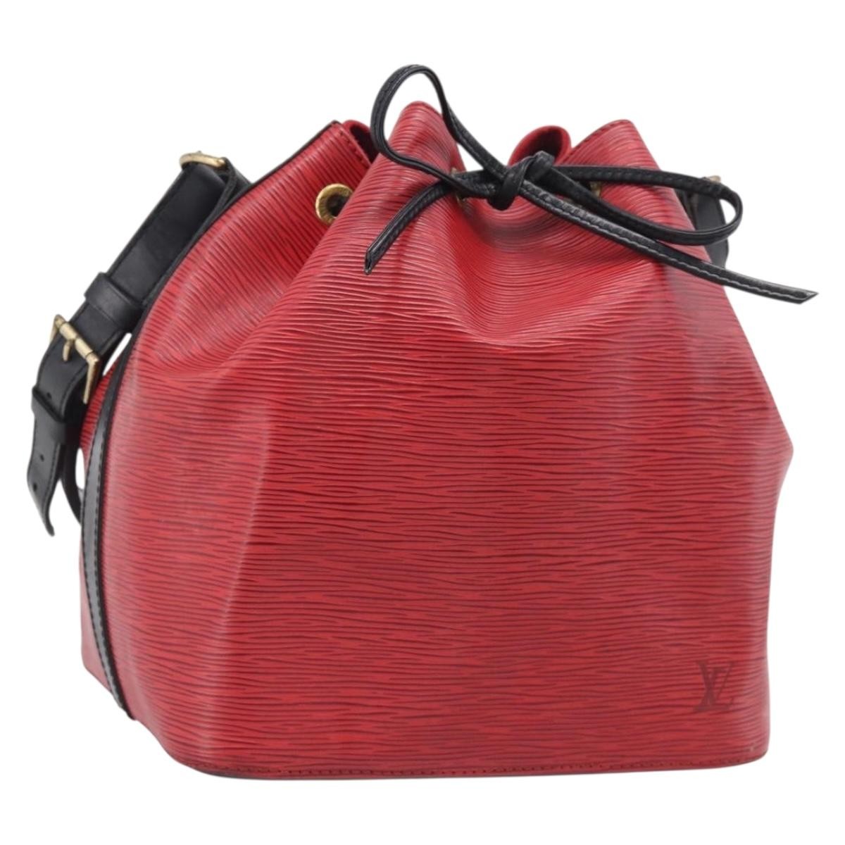 Louis Vuitton Bicolor Petit Noe Epi Leather Red Leather Handbag (Pre-Owned)