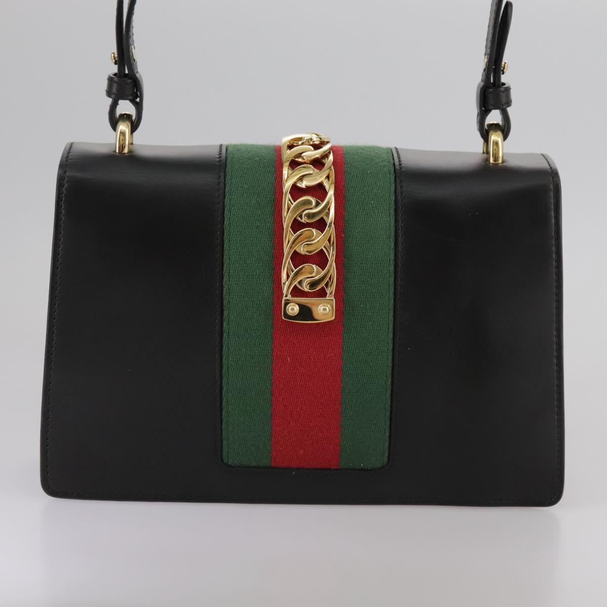 Gucci Sylvie Black Leather Shoulder Bag (Pre-Owned)