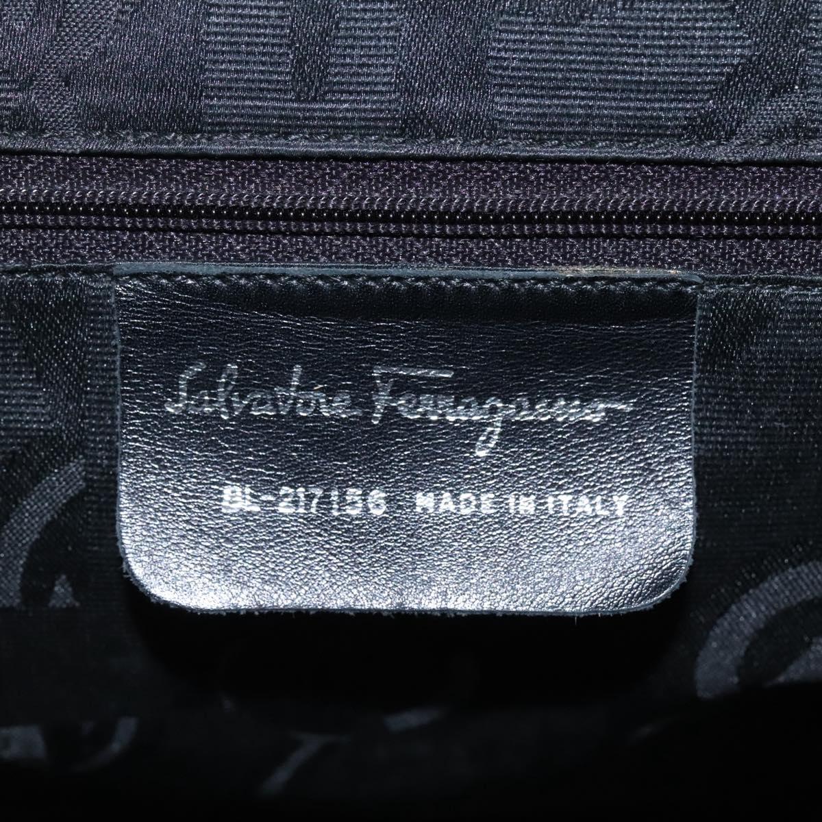 Salvatore Ferragamo Gancini Black Leather Shoulder Bag (Pre-Owned)