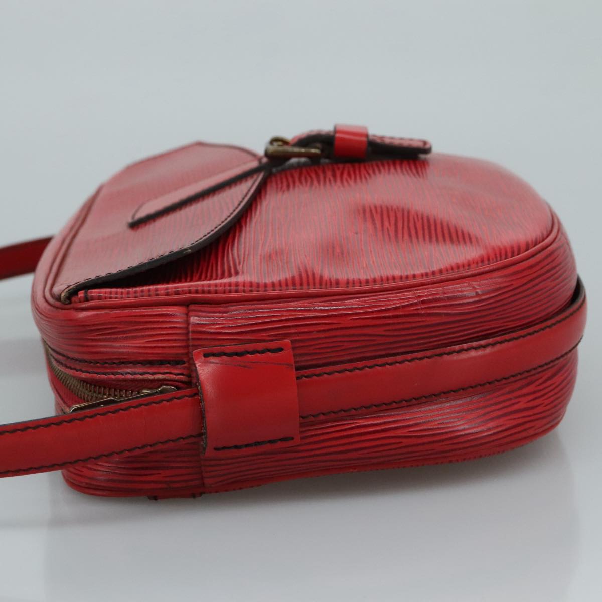 Louis Vuitton Jeune Fille Red Leather Shoulder Bag (Pre-Owned)