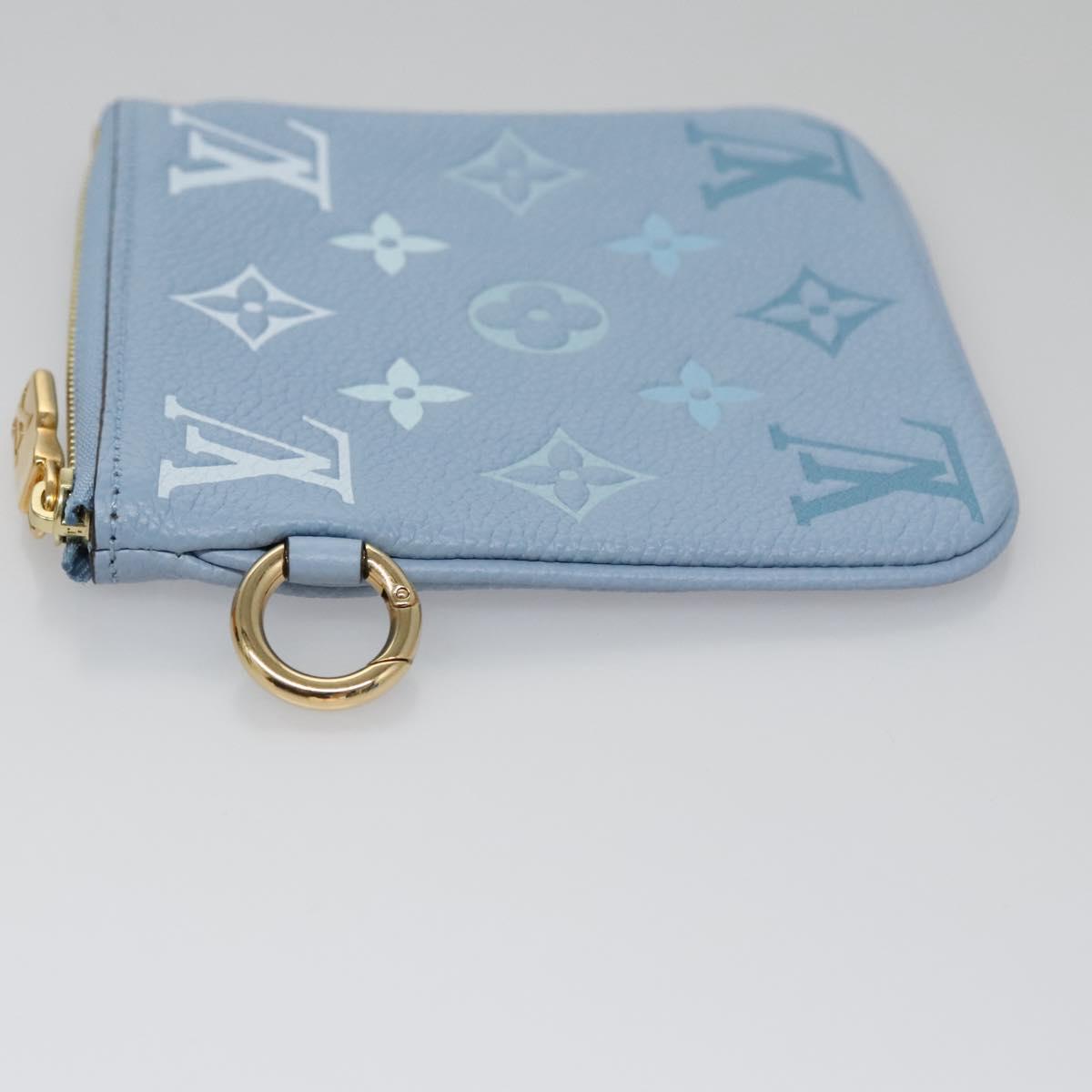 Louis Vuitton Trio Pouch Blue Leather Clutch Bag (Pre-Owned)