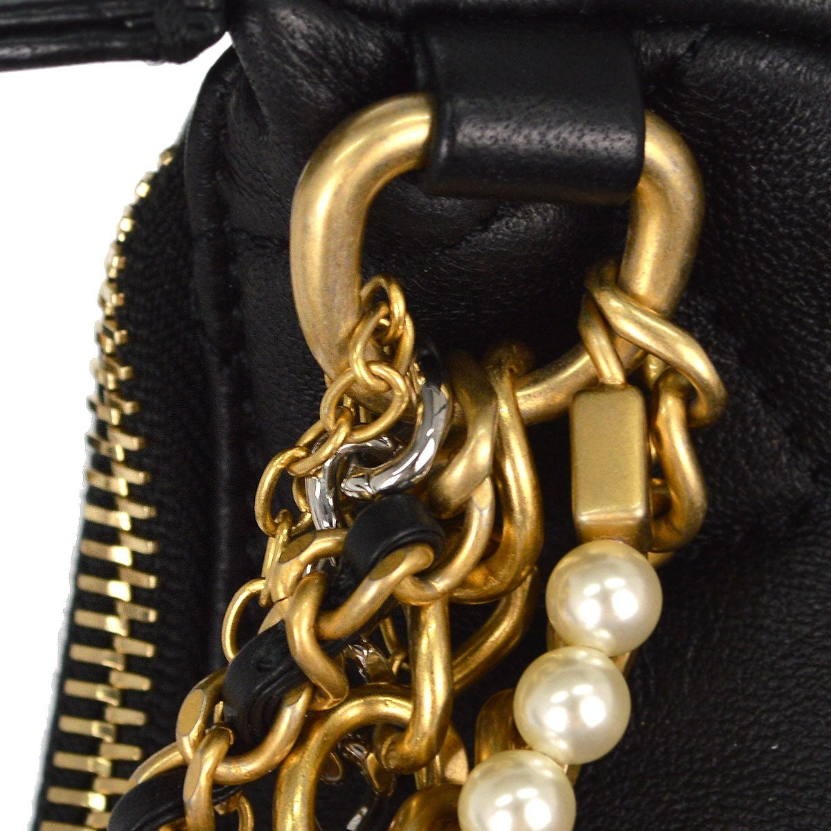 Chanel All About Chains Waist Quilted Lambskin Black Leather Handbag (Pre-Owned)