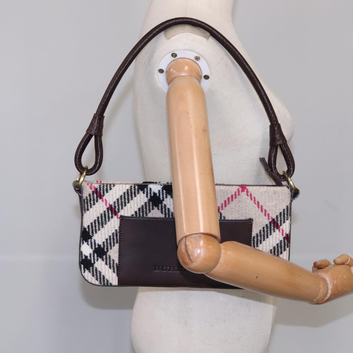 Burberry Nova Check Beige Wool Shoulder Bag (Pre-Owned)