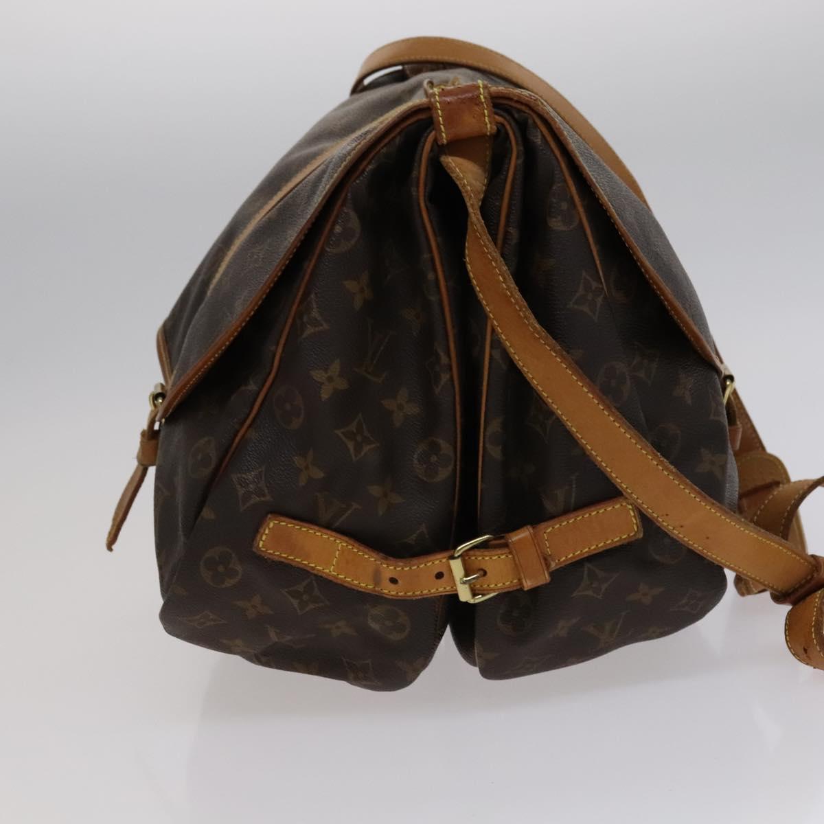 Louis Vuitton Saumur 35 Brown Canvas Shoulder Bag (Pre-Owned)