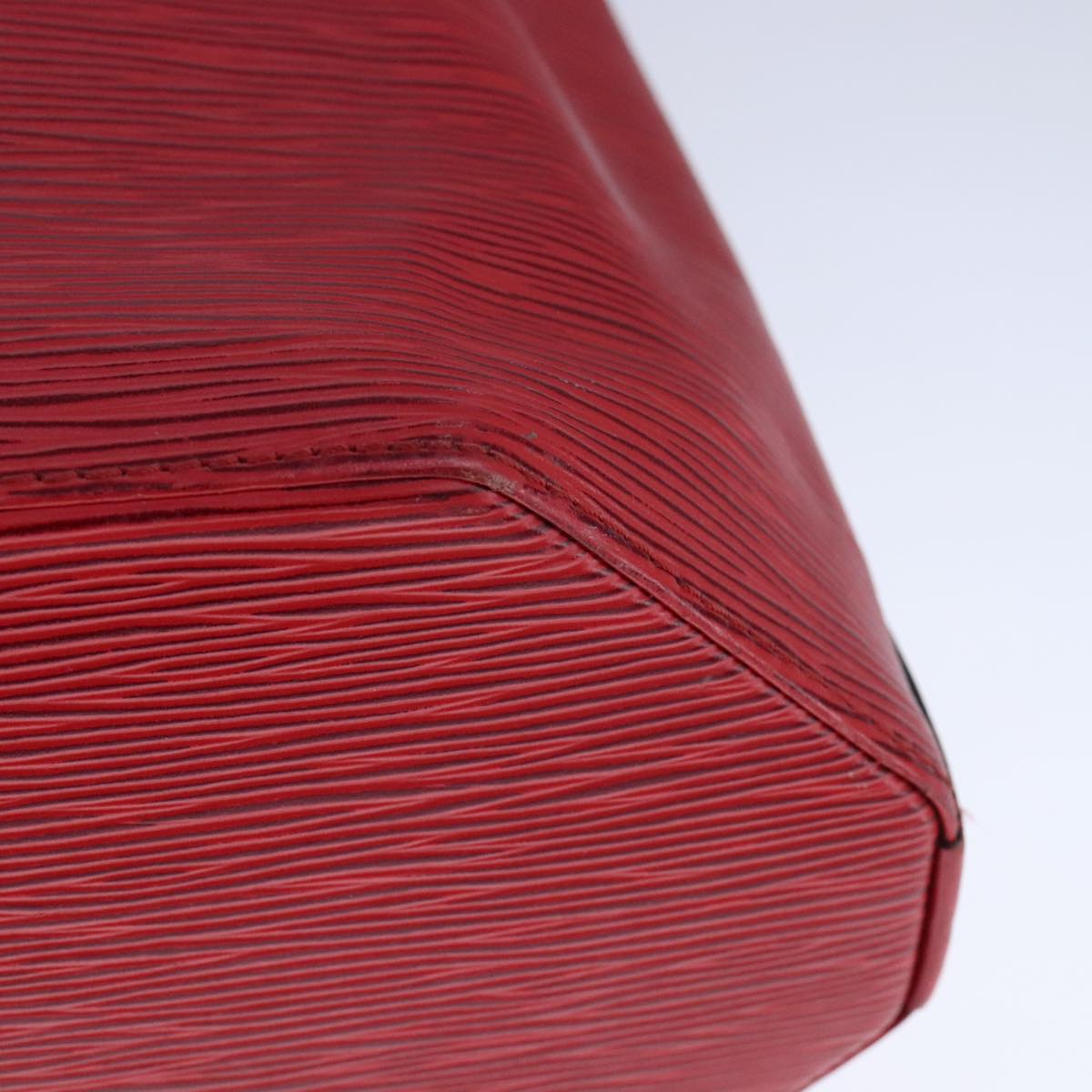 Louis Vuitton Sac D'épaule Red Leather Shoulder Bag (Pre-Owned)