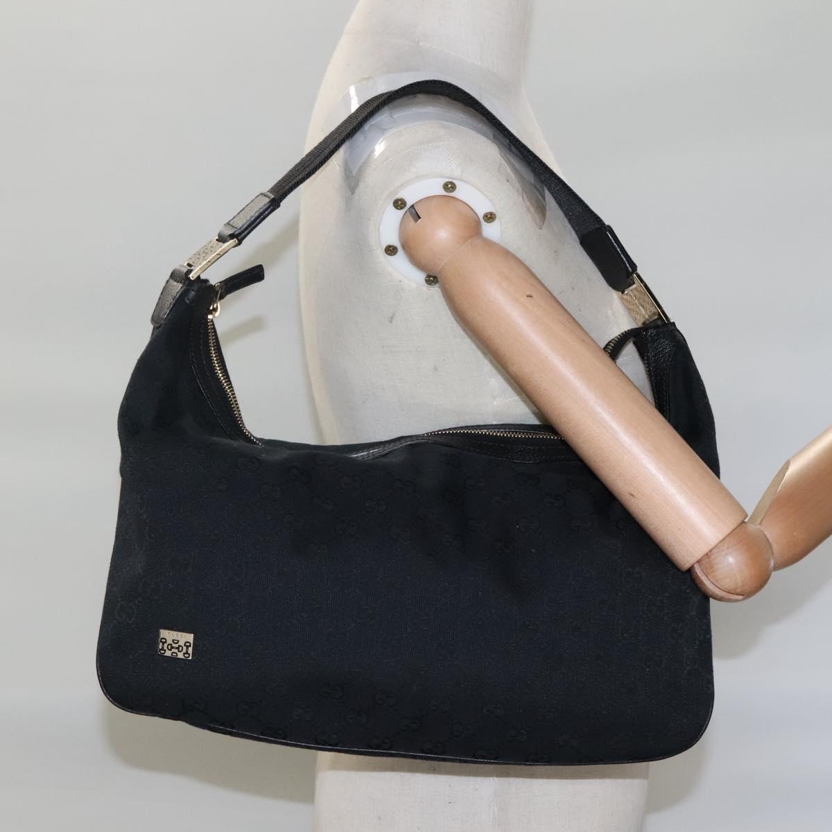 Gucci Gg Canvas Black Canvas Clutch Bag (Pre-Owned)