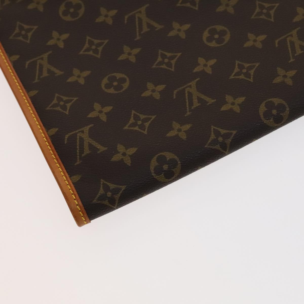 Louis Vuitton Garment Brown Canvas Travel Bag (Pre-Owned)