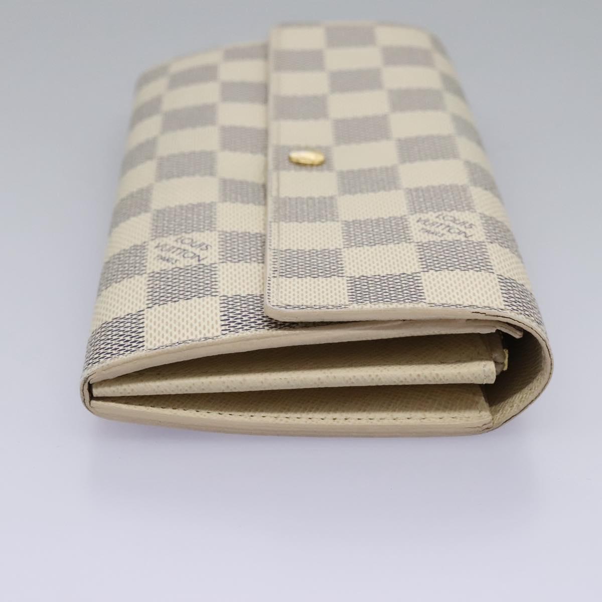 Louis Vuitton Sarah White Canvas Wallet (Pre-Owned)