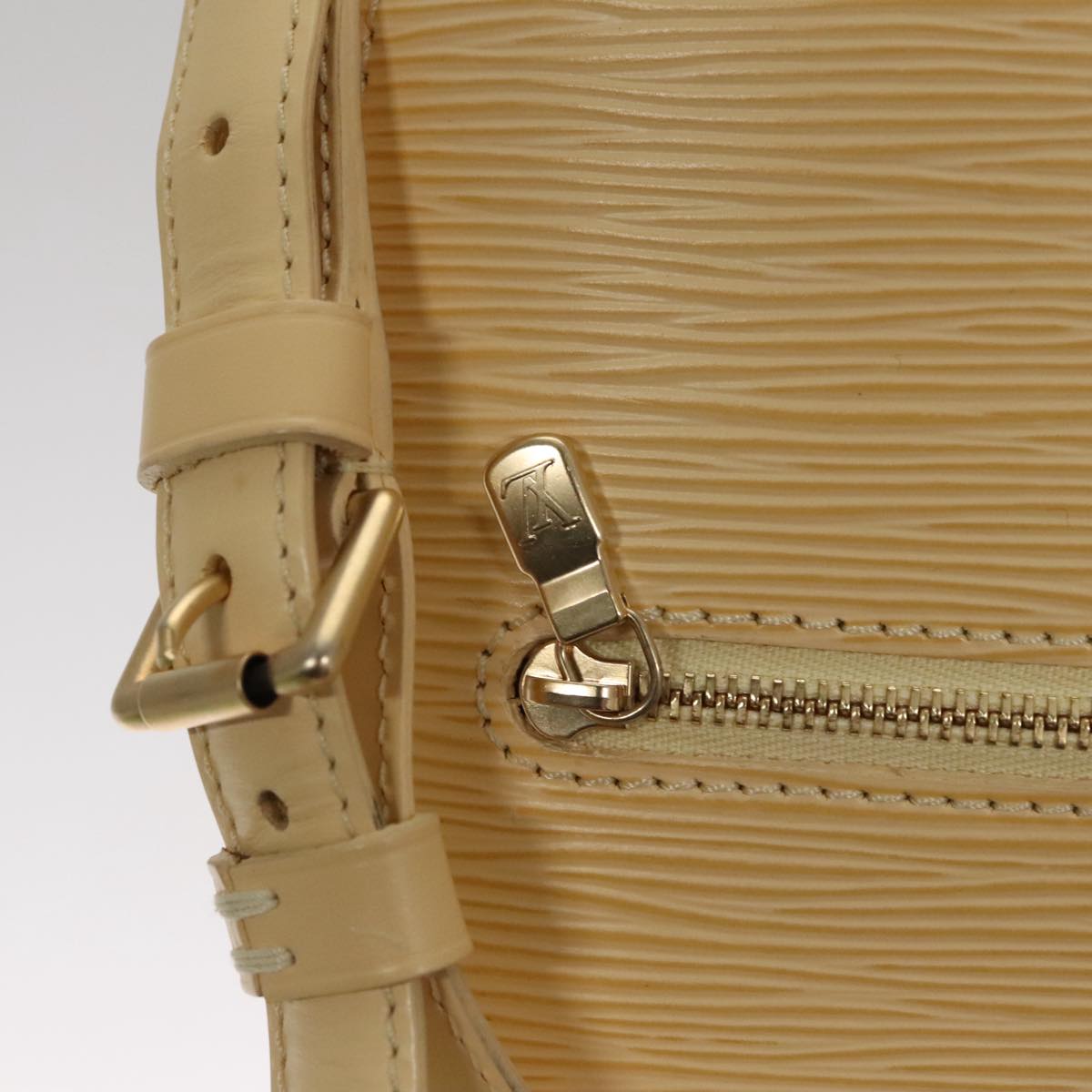 Louis Vuitton Mabillon Beige Leather Backpack Bag (Pre-Owned)