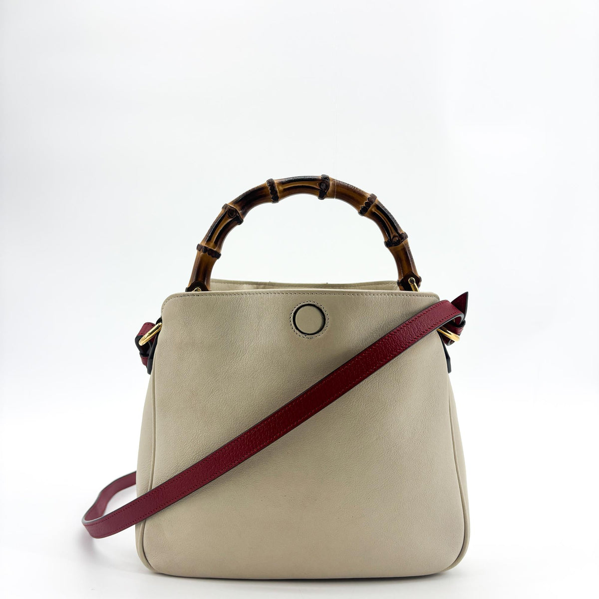 Gucci Diana Bamboo Leather Beige Leather Shoulder Bag Bag (Pre-Owned)