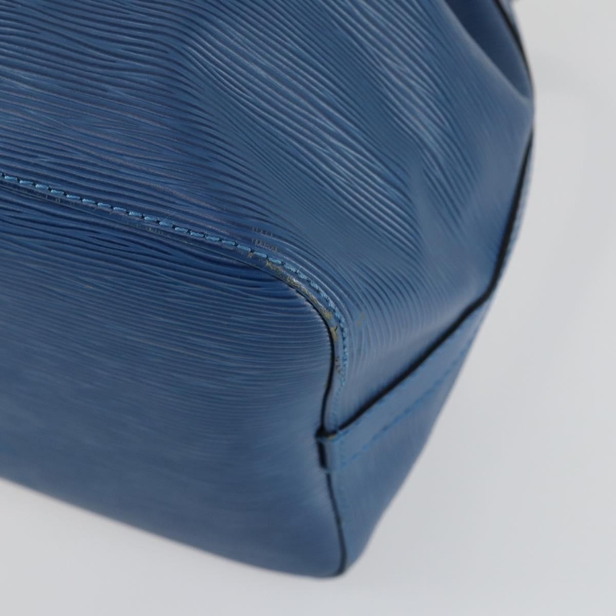 Louis Vuitton Petit Noe Epi Leather Blue Leather Shoulder Bag Bag (Pre-Owned)