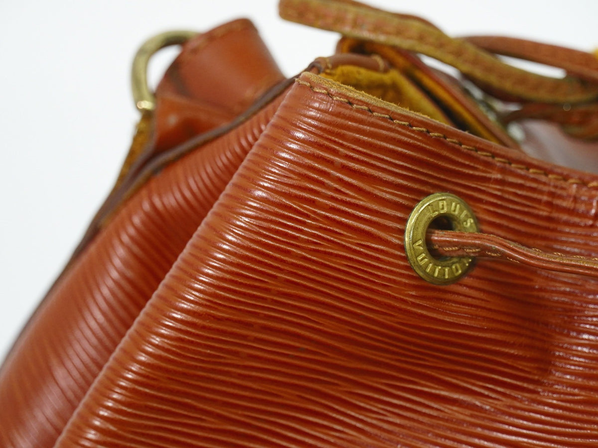 Louis Vuitton Petit Noe Epi Leather Brown Leather Shoulder Bag Bag (Pre-Owned)