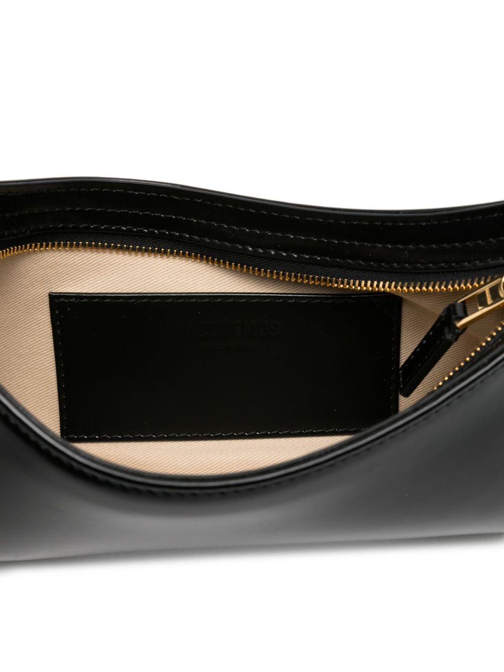 Jacquemus Women's The Bisou Beaded Shoulder Bag