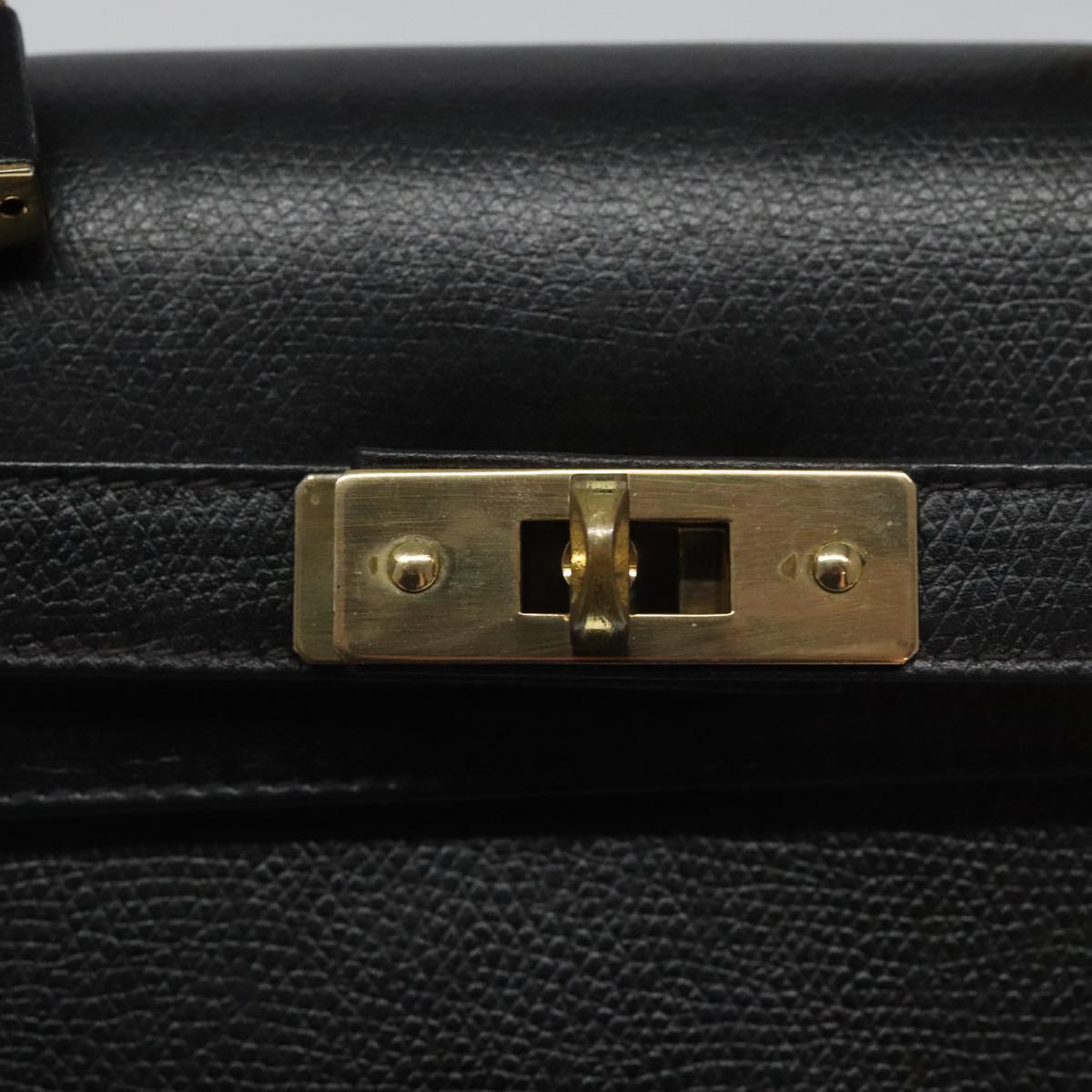MCM Black Leather Handbag (Pre-Owned)