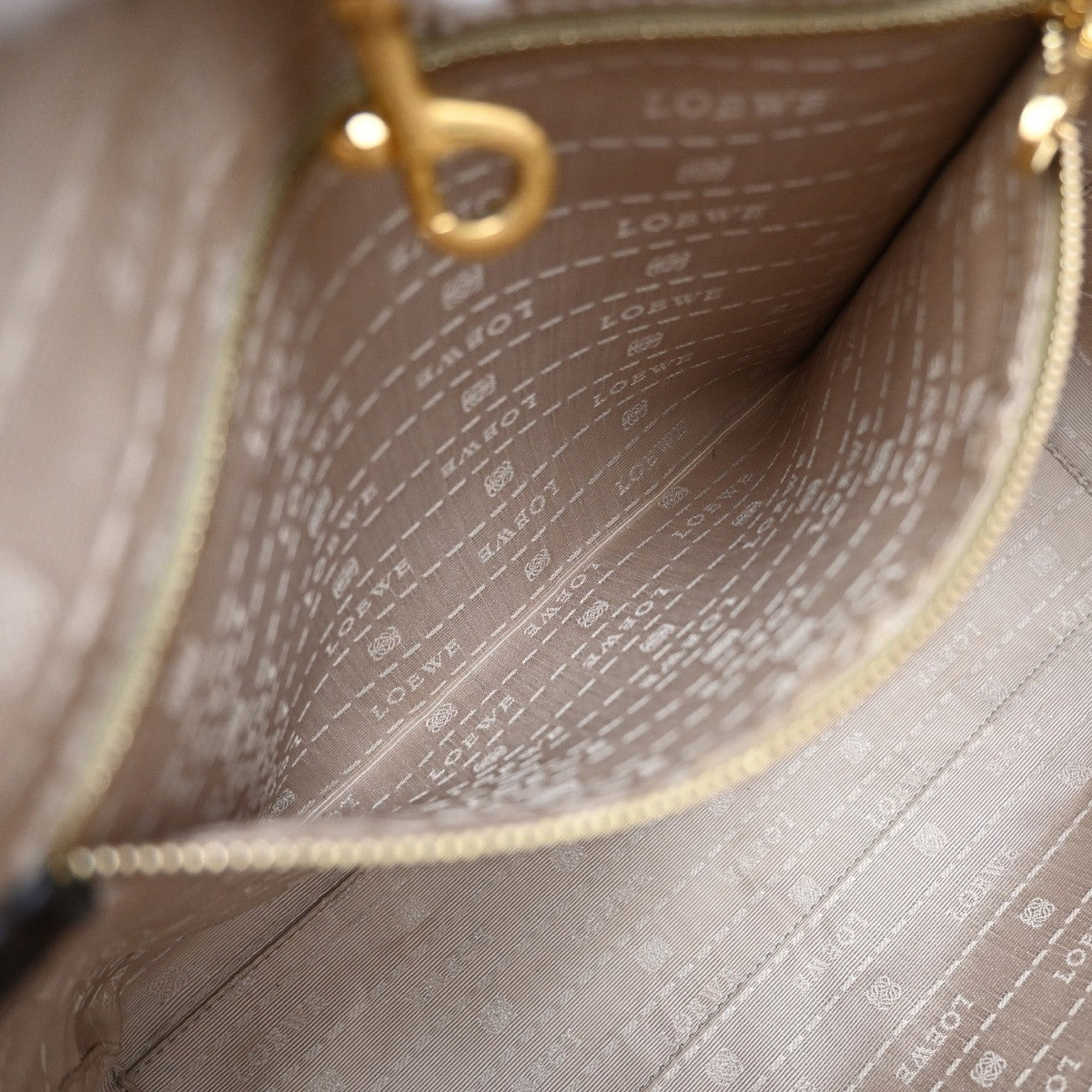 Loewe Heritage Leather Brown Leather Tote Bag Bag (Pre-Owned)