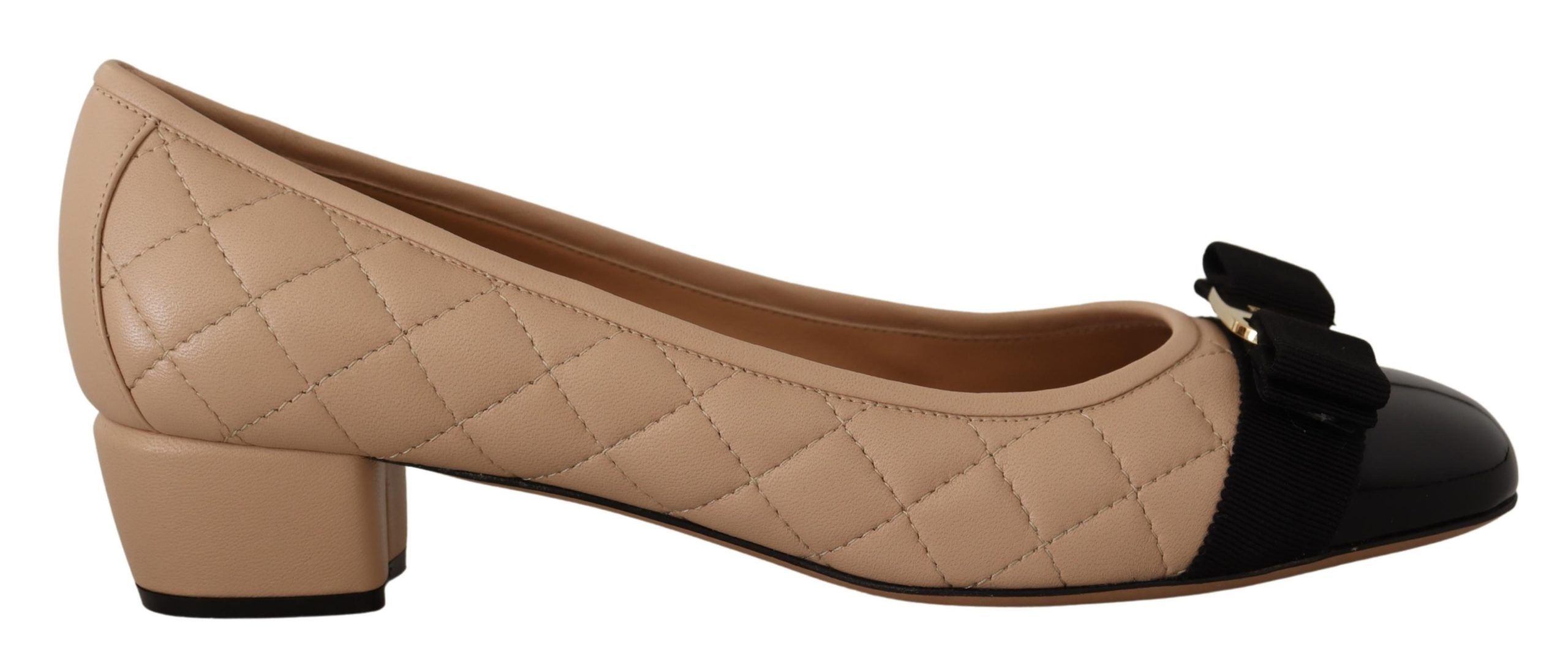 Salvatore Ferragamo Elegant Quilted Leather Pumps in Beige and Women's Black
