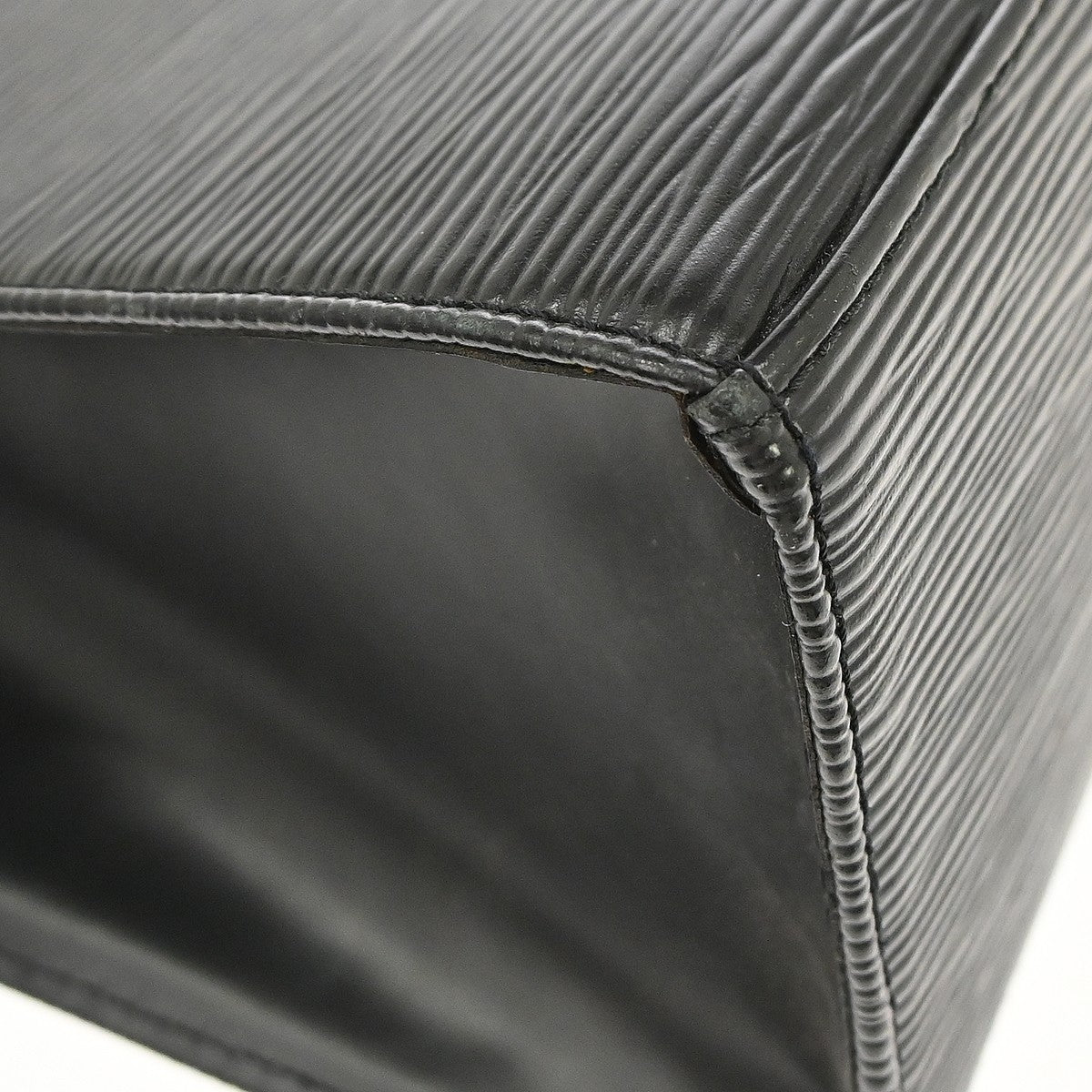 Louis Vuitton Croisette Epi Black Leather Handbag (Pre-Owned)