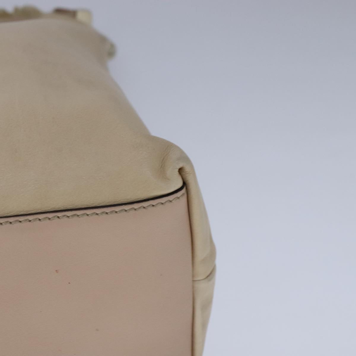 Gucci Hobo Beige Leather Shoulder Bag (Pre-Owned)