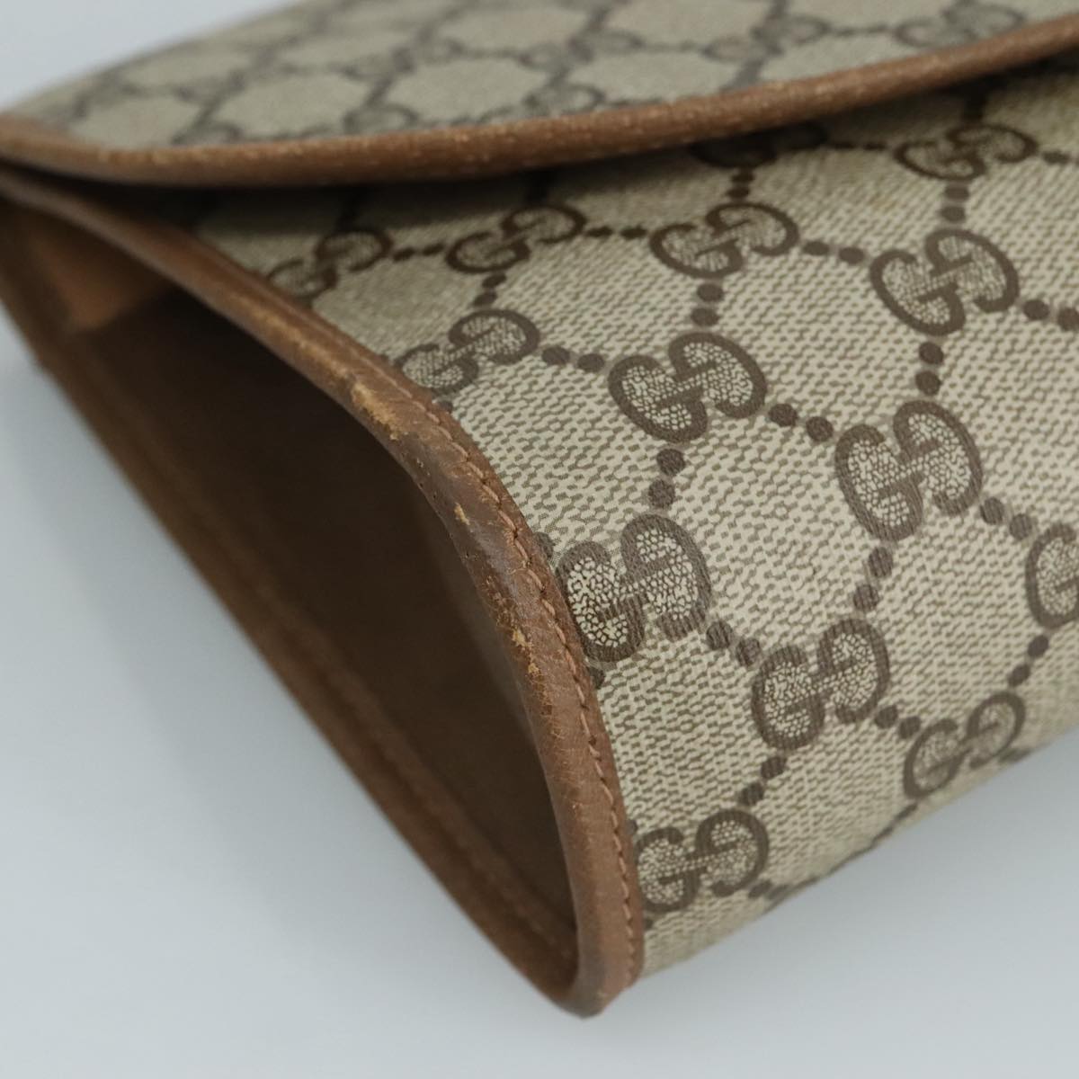 Gucci Ophidia Beige Canvas Clutch Bag (Pre-Owned)