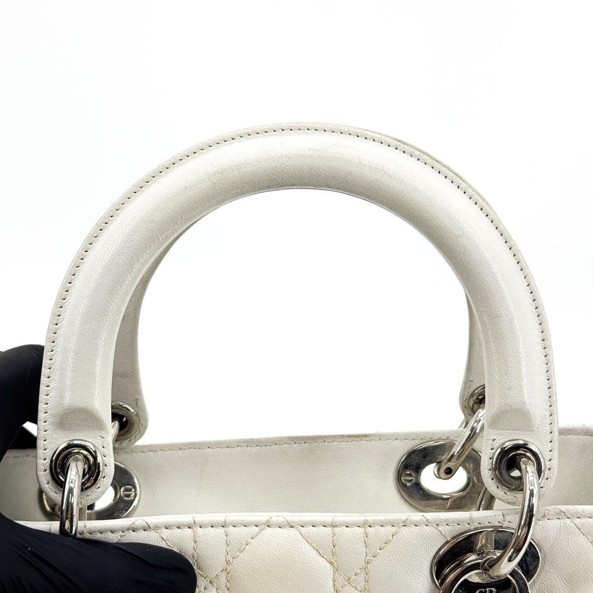 Christian Dior Lady Dior Grained Calfskin White Leather Handbag (Pre-Owned)