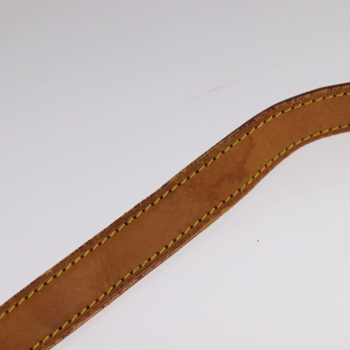 Louis Vuitton Shoulder Strap Beige Leather Bag Jewelry (Pre-Owned)