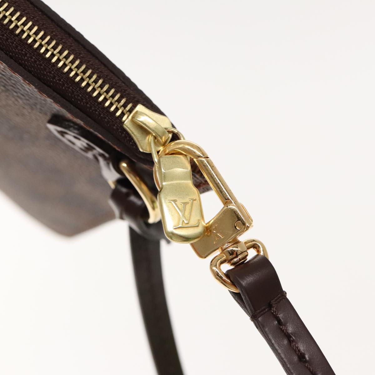 Louis Vuitton Neverfull Pouch Brown Canvas Clutch Bag (Pre-Owned)