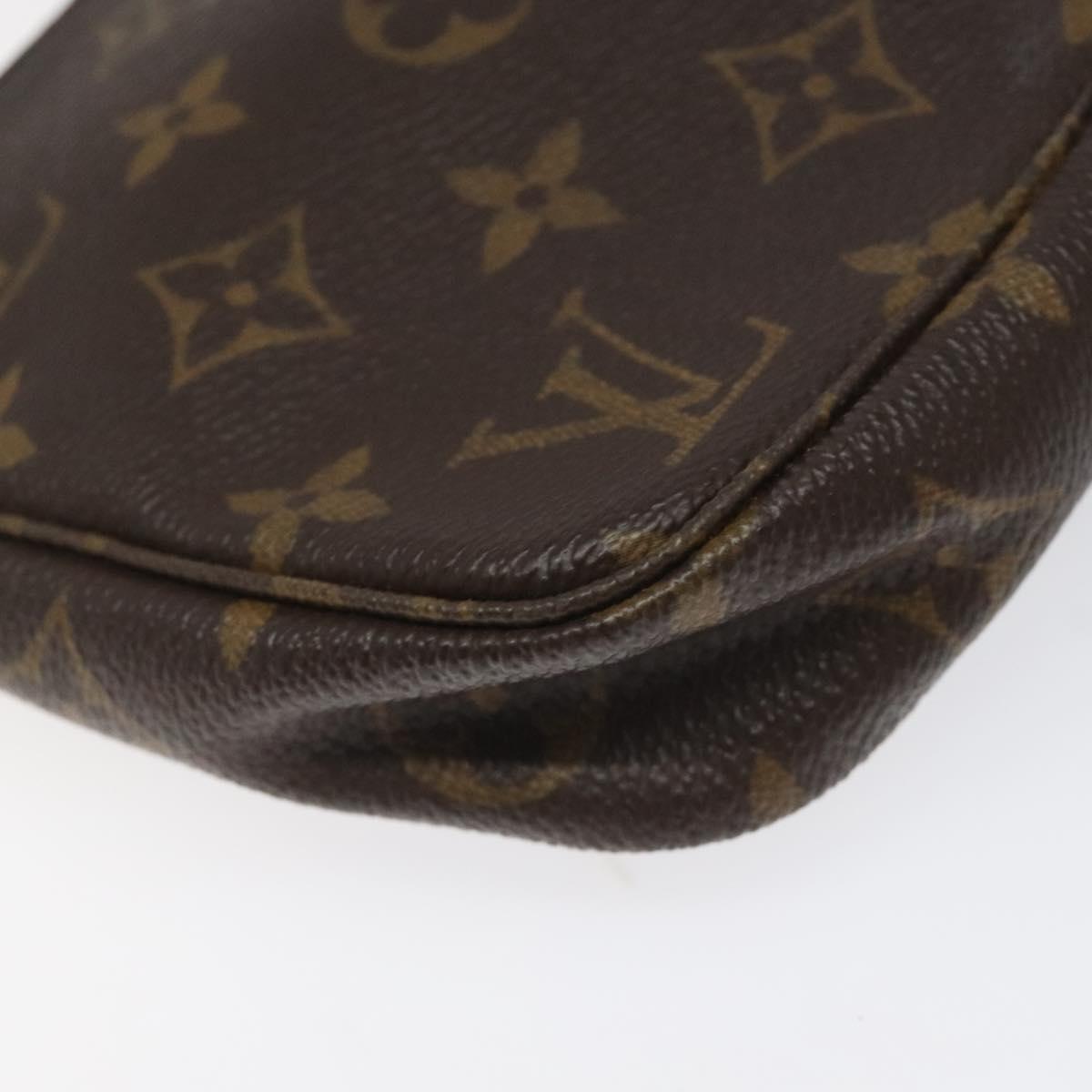 Louis Vuitton Pochette Accessoire Brown Canvas Clutch Bag (Pre-Owned)