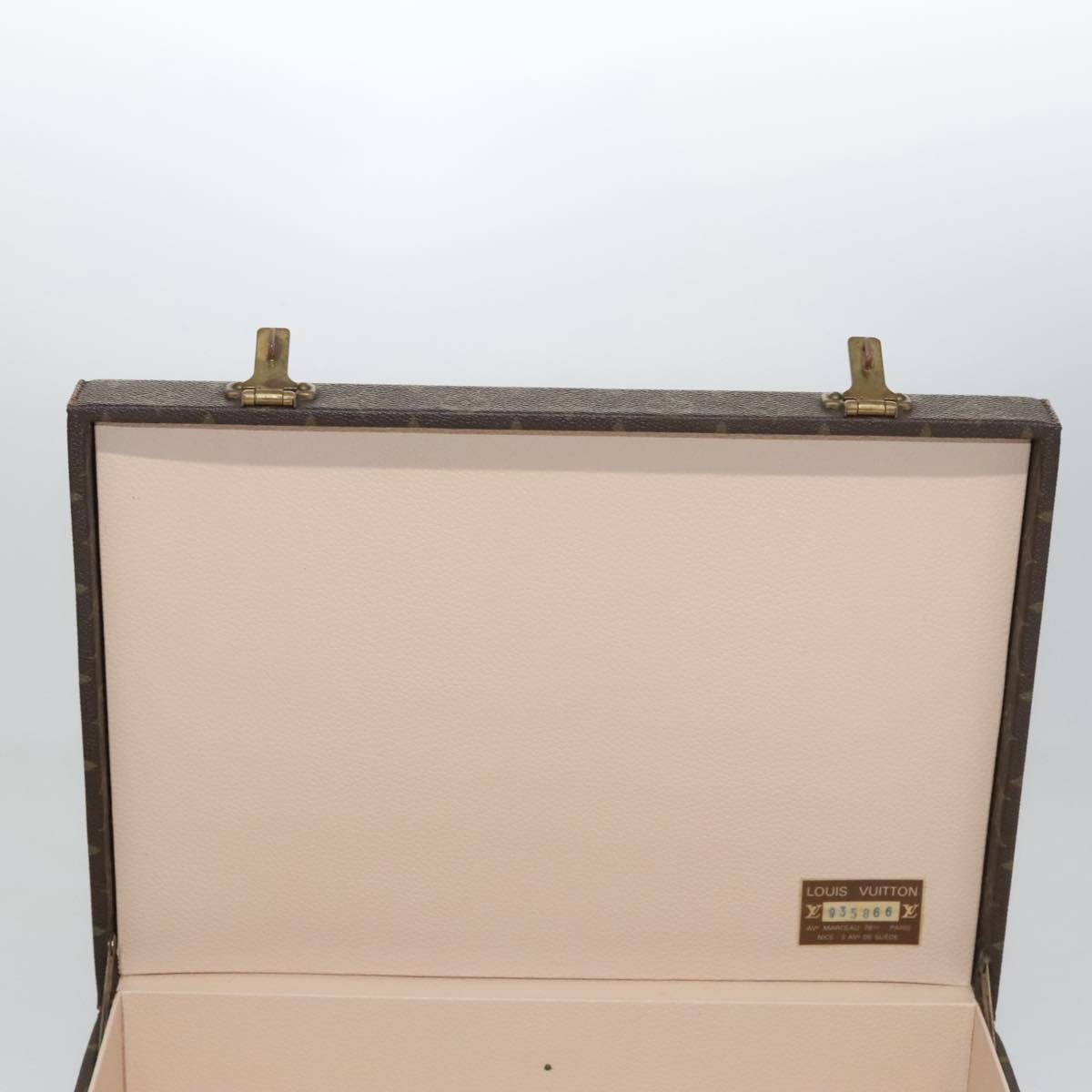 Louis Vuitton President Brown Canvas Briefcase Bag (Pre-Owned)