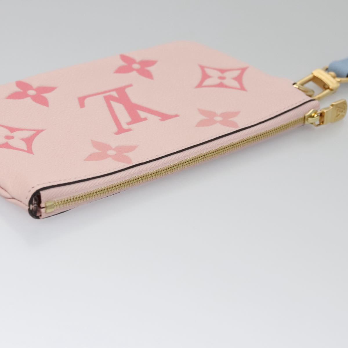 Louis Vuitton Trio Pouch Blue Leather Clutch Bag (Pre-Owned)