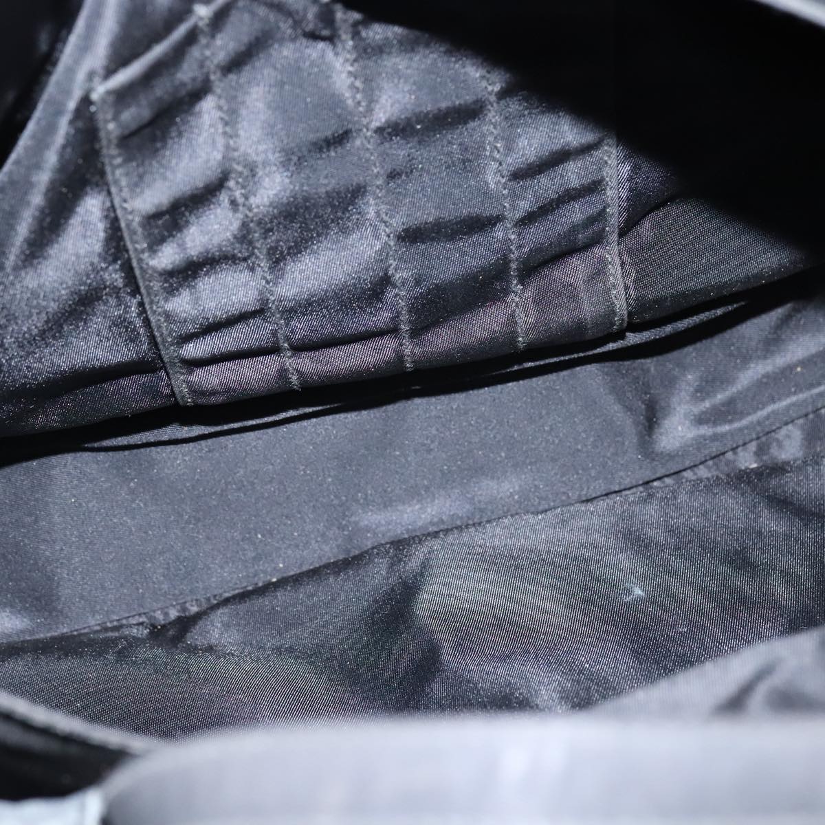 Prada Saffiano Black Synthetic Handbag (Pre-Owned)