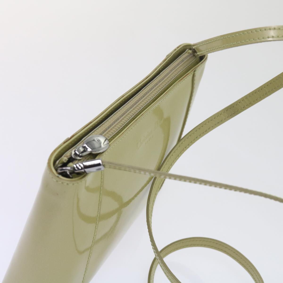 Dior Beige Patent Leather Shoulder Bag (Pre-Owned)