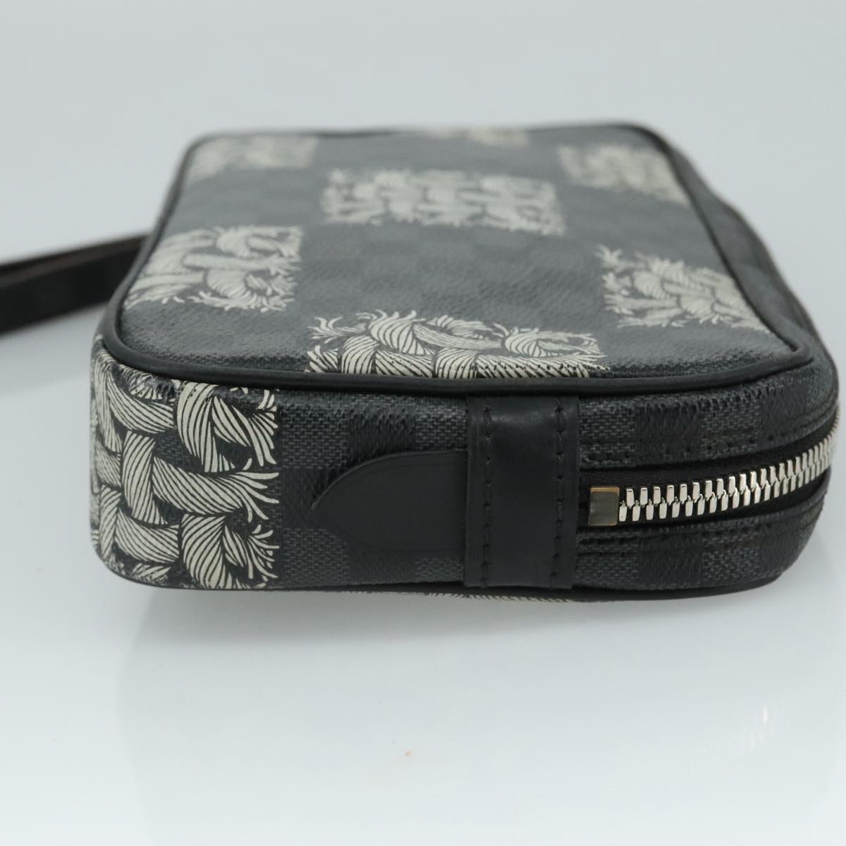 Louis Vuitton Volga Black Canvas Clutch Bag (Pre-Owned)