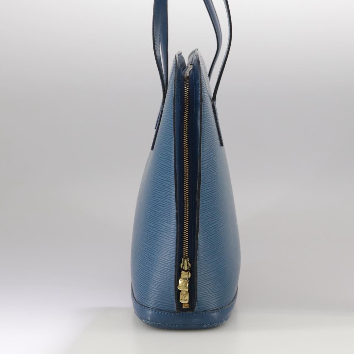 Louis Vuitton Lussac Blue Leather Shoulder Bag (Pre-Owned)