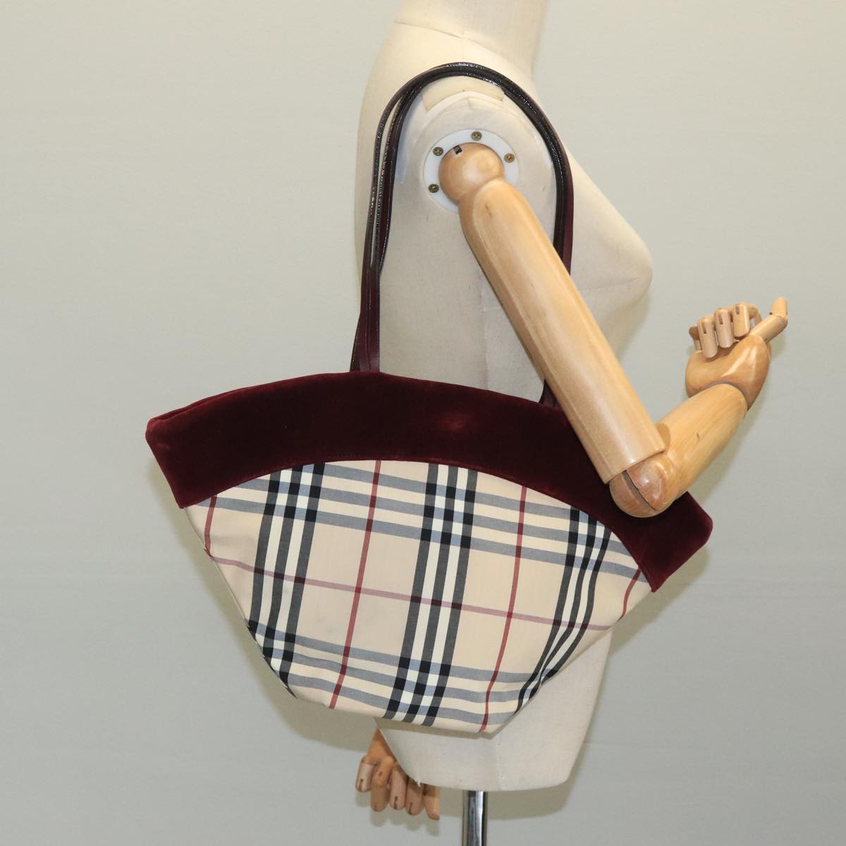 Burberry Nova Check Beige Canvas Tote Bag (Pre-Owned)