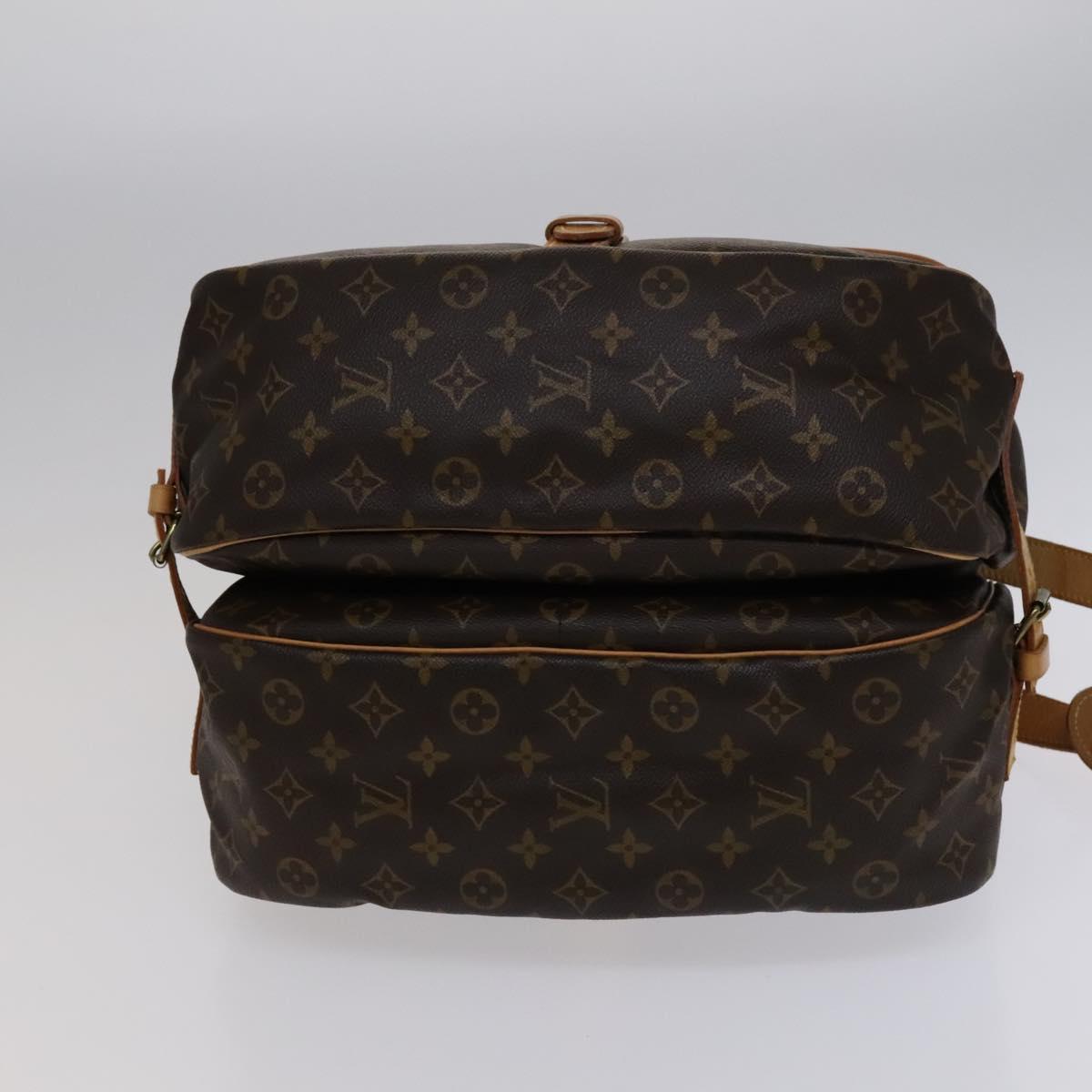 Louis Vuitton Saumur 35 Brown Canvas Shoulder Bag (Pre-Owned)