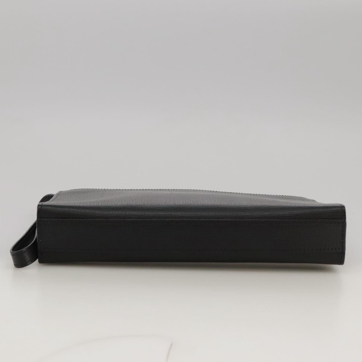 Burberry Black Leather Clutch Bag (Pre-Owned)