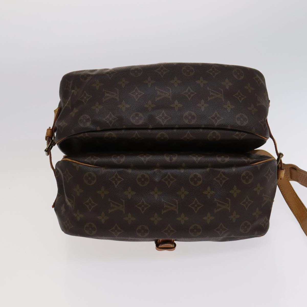 Louis Vuitton Saumur 35 Brown Canvas Shoulder Bag (Pre-Owned)