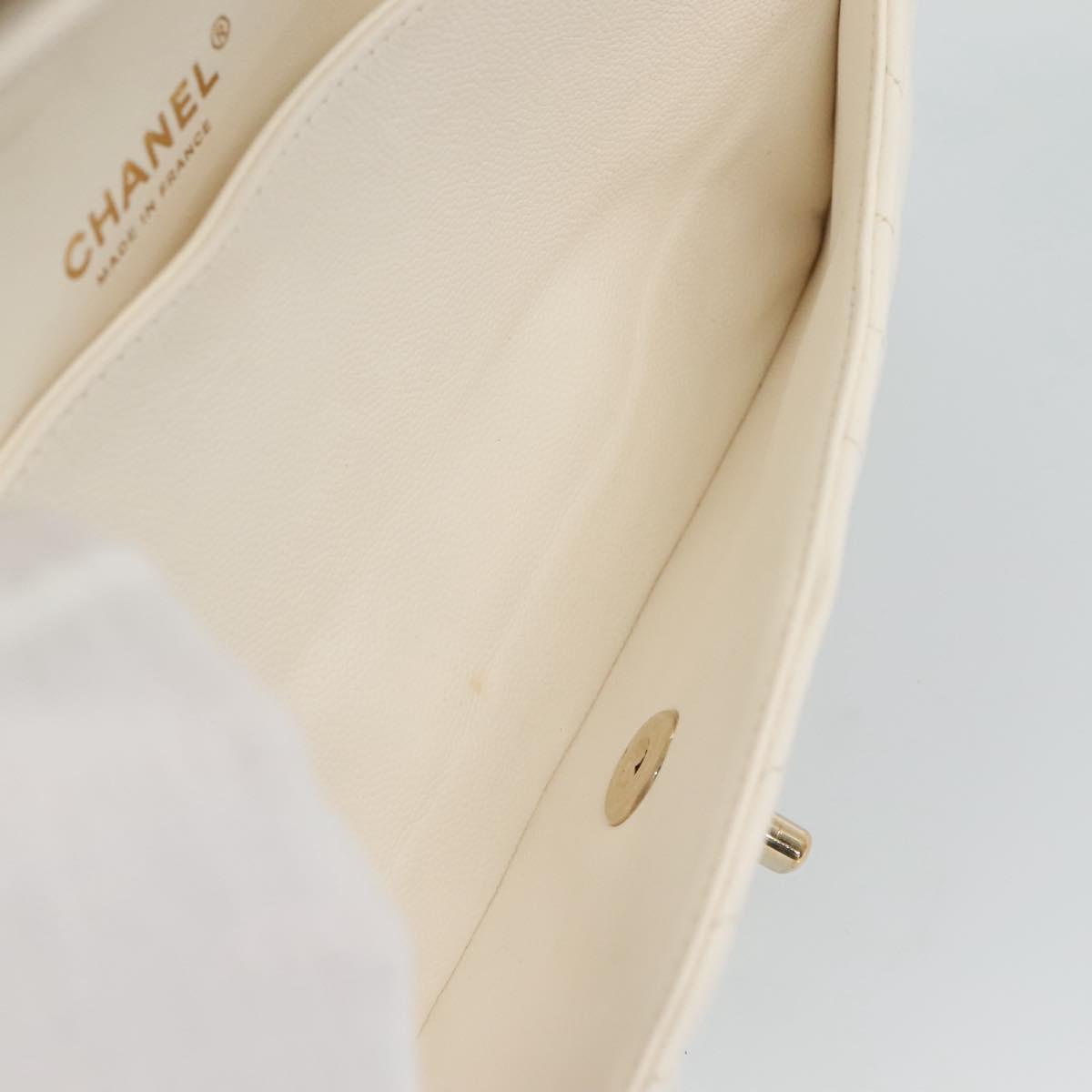 Chanel Double Flap White Leather Shoulder Bag (Pre-Owned)
