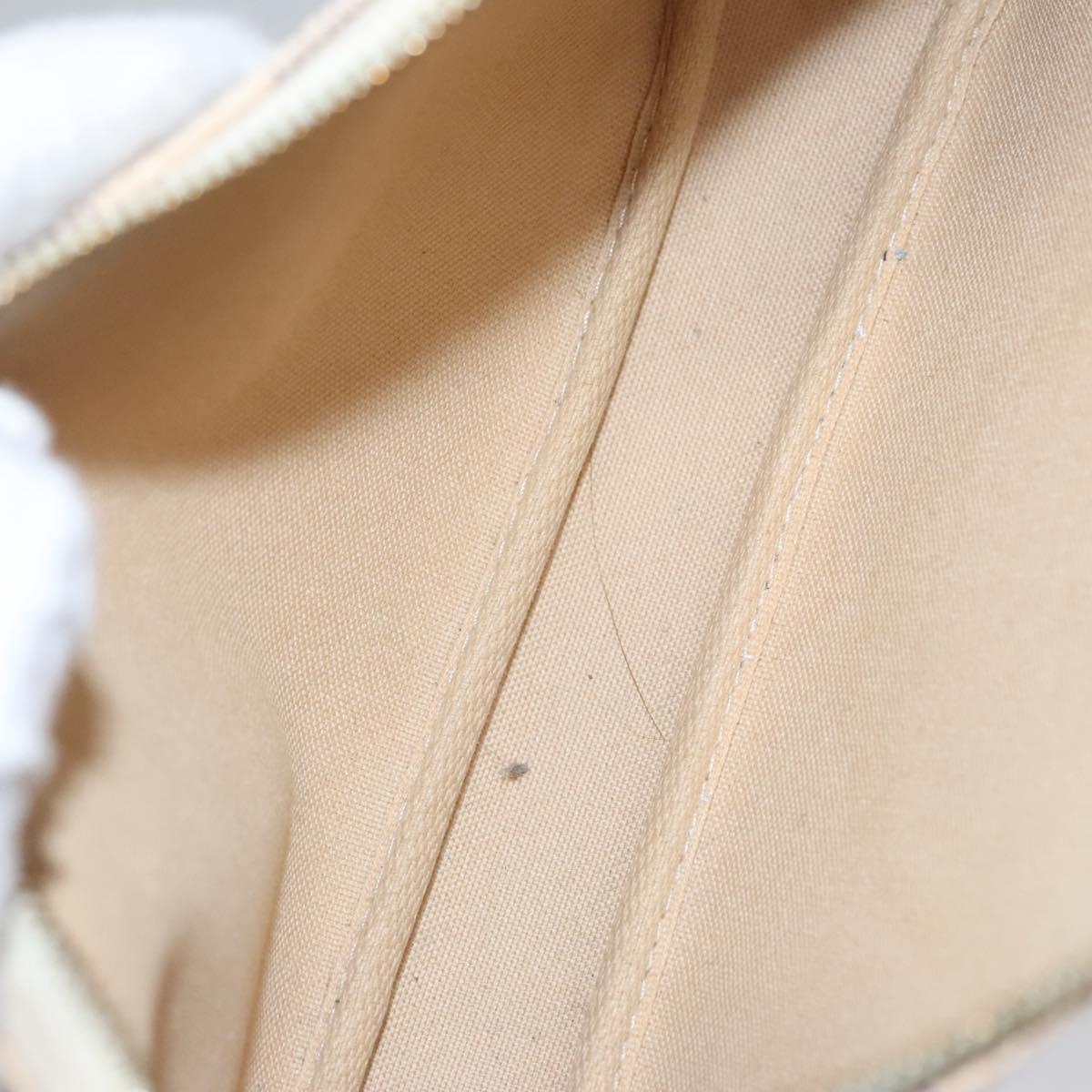 Louis Vuitton Pochette Accessoire White Canvas Clutch Bag (Pre-Owned)