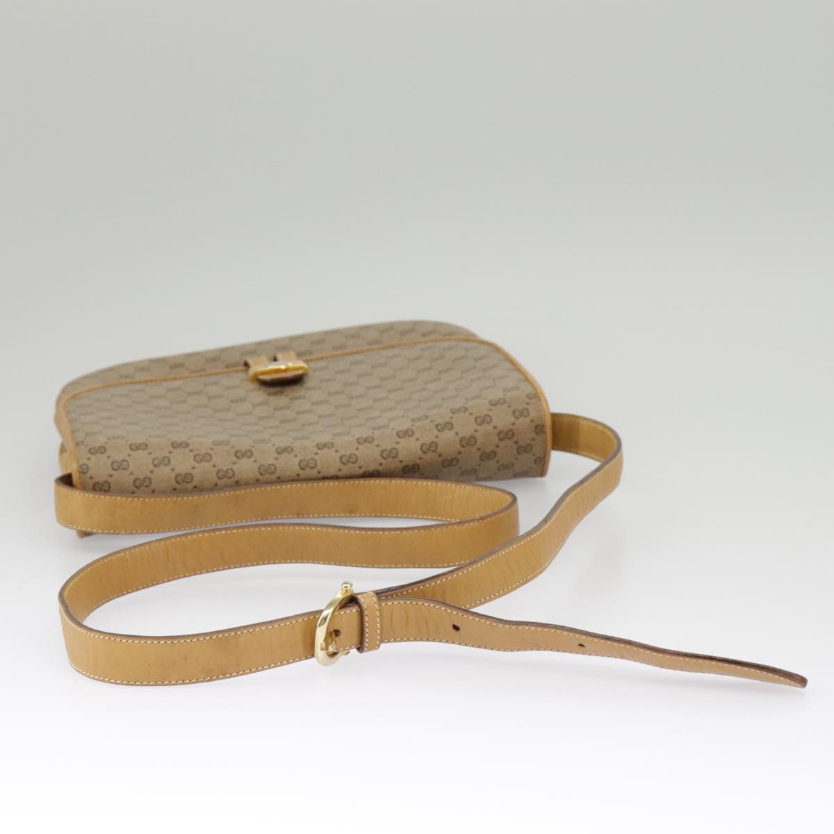 Gucci Micro Small Gg Canvas Beige Canvas Shoulder Bag (Pre-Owned)
