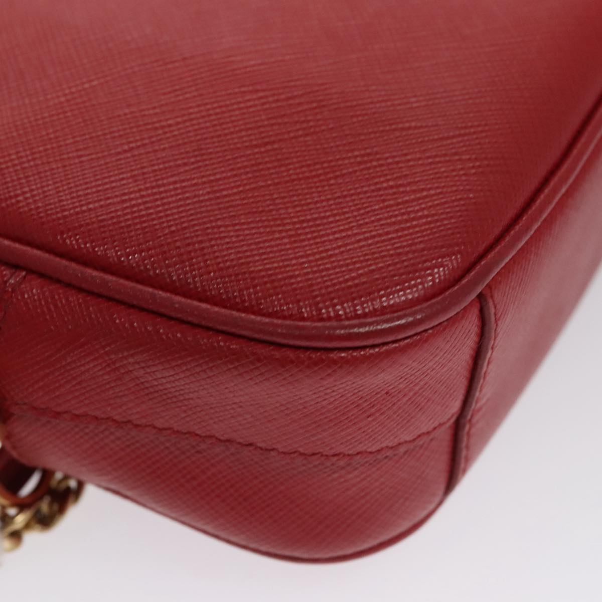 Prada Saffiano Red Leather Shoulder Bag (Pre-Owned)