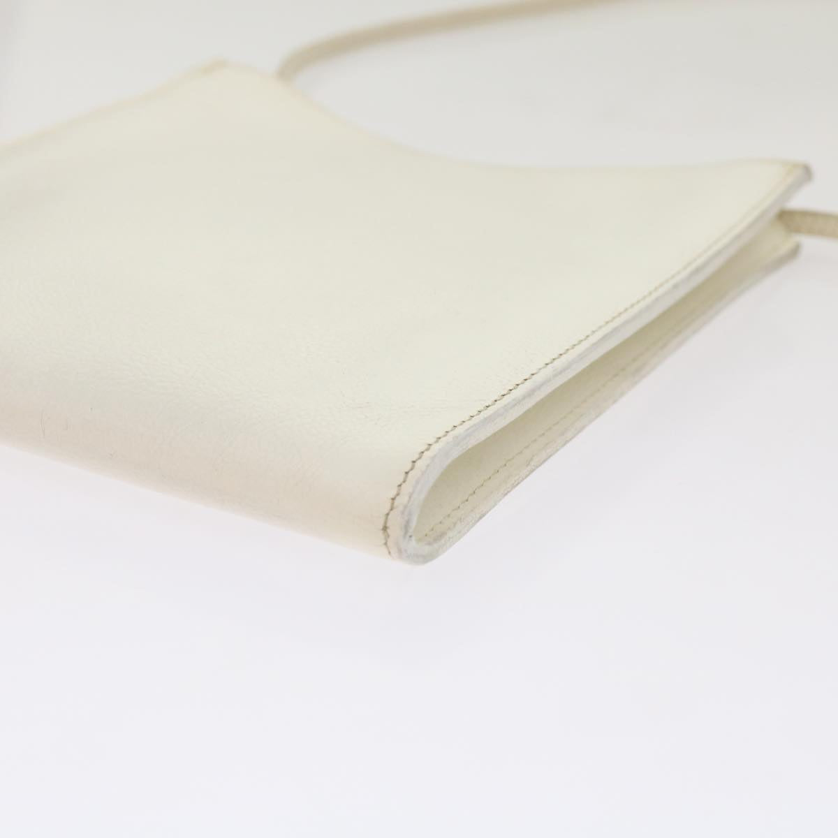 Hermès White Leather Shoulder Bag (Pre-Owned)