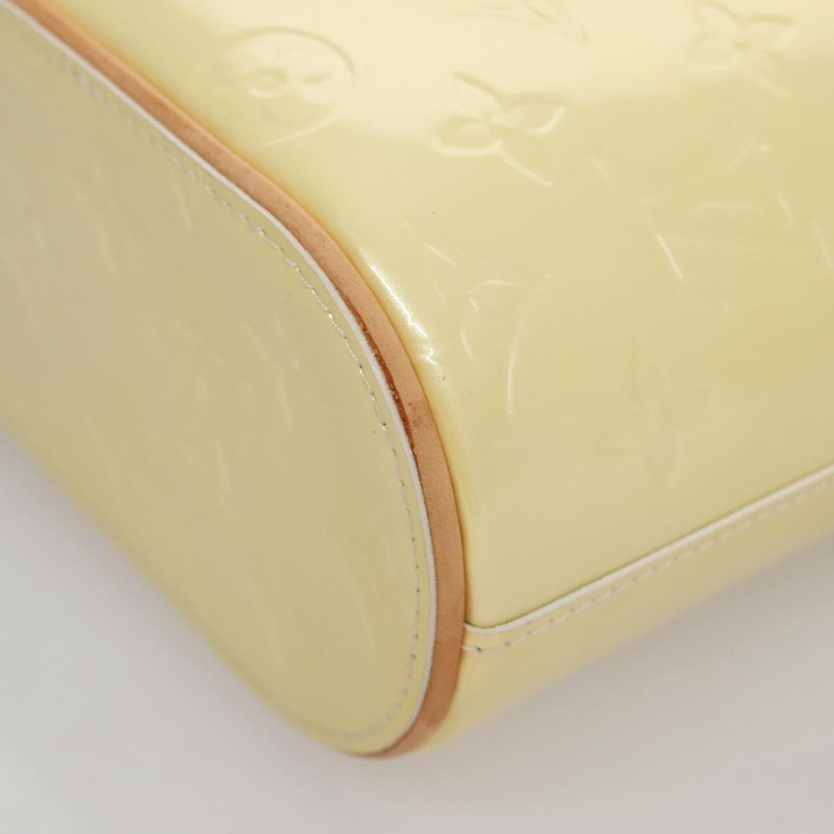 Louis Vuitton Stillwood Yellow Patent Leather Handbag (Pre-Owned)